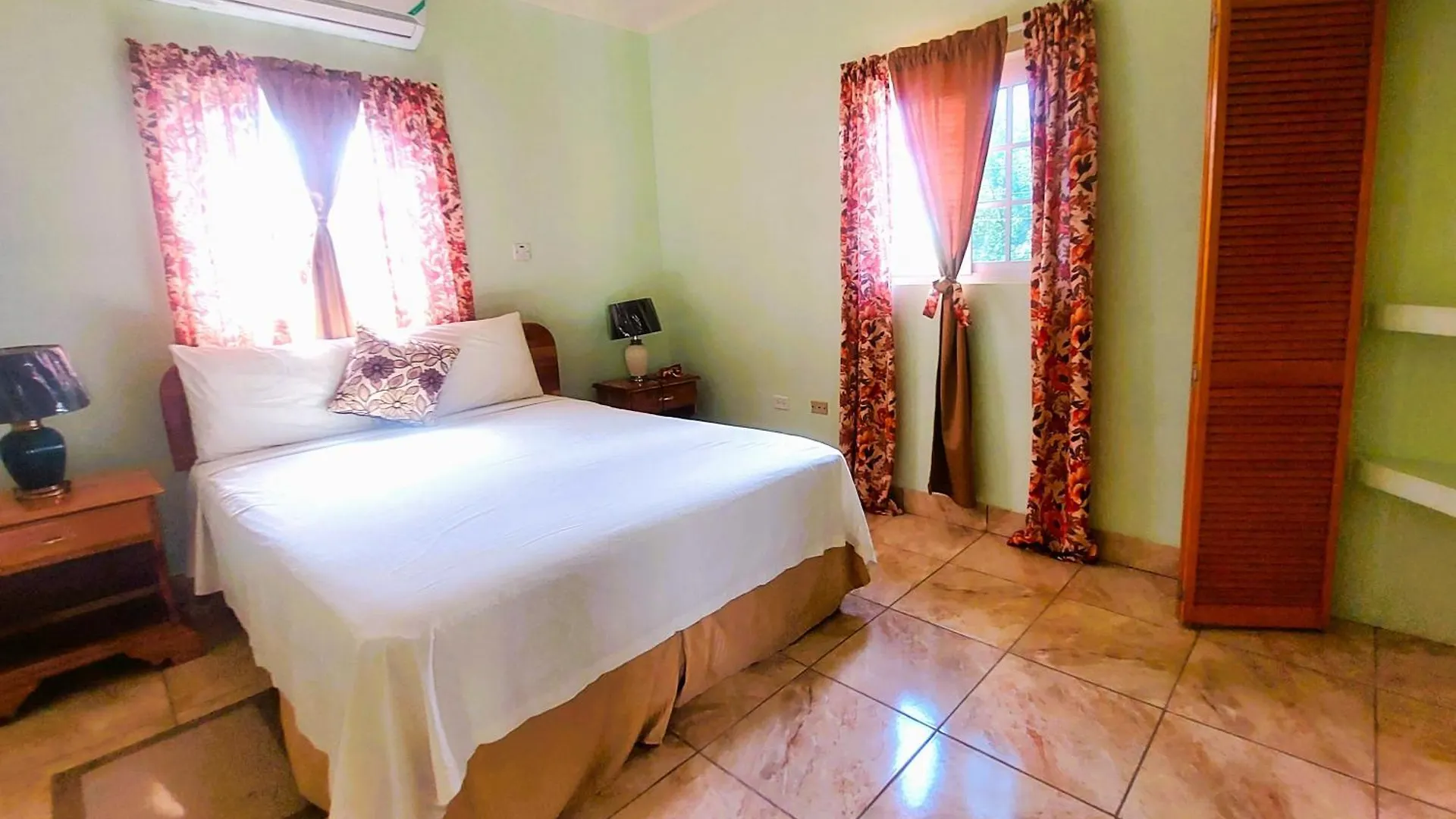 The Stoney Gate Cottages Negril 0*,  Jamaica